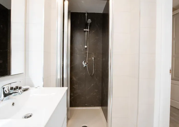 Cavour 231 Big House * Bari