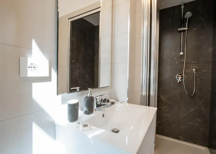 Cavour 231 Big House * Bari